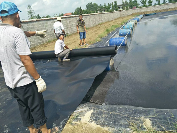 渣场铺设防渗膜时需要注意底膜铺设