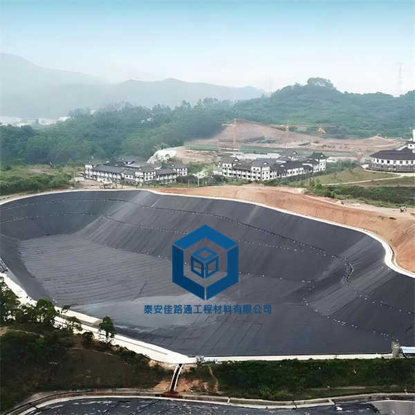 2.0mm美标防渗土工膜在尾矿库的应用及优势